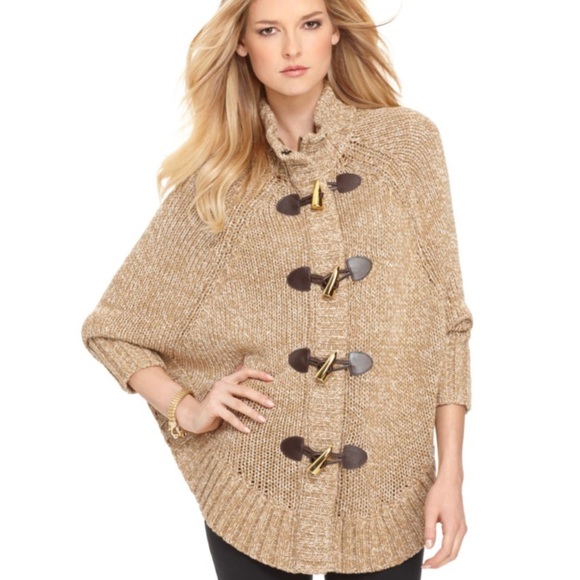 🌟Kors Black Toggle Button Cape/Sweater/Poncho🌟 - Picture 2 of 6